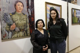 Астанадағы көрмеде әлемнің ұлы әйелдері қазақ суретшілерінің көзімен  таныстырылды - фото 22